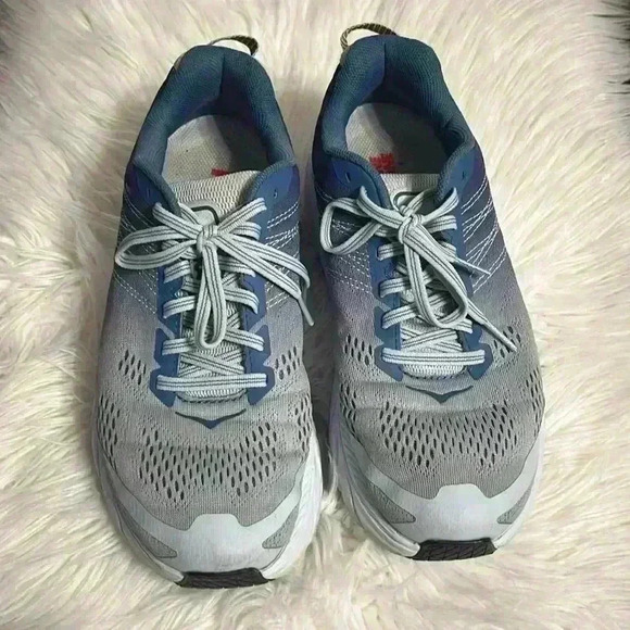 HOKA
WOMEN'S CLIFTON 6 WIDE - Picture 1 of 9